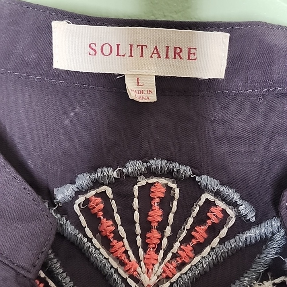 Solitaire Purple Embroidered Roll Tab Sleeve Rayon Tunic Top L 18-1668 - Picture 4 of 11